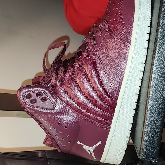 Jordan 1 Flight 4 - Picture 6 of 6